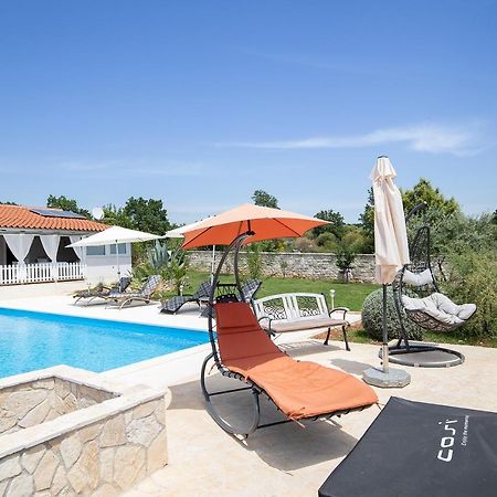 וודניאן Holiday House Bilos מראה חיצוני תמונה