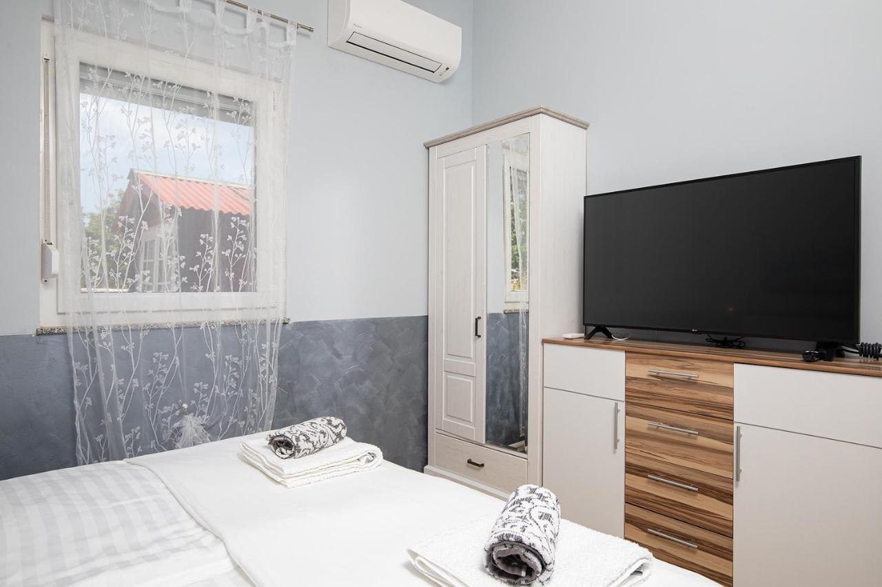 וודניאן Holiday House Bilos מראה חיצוני תמונה